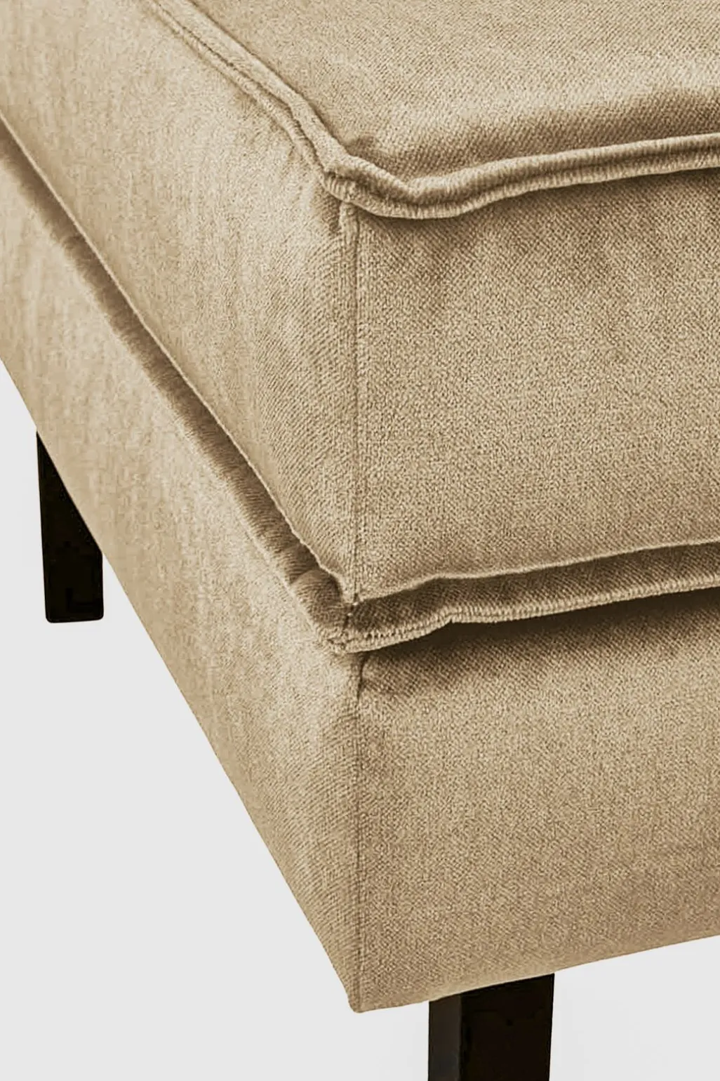 Amsterdam velvet hocker sand