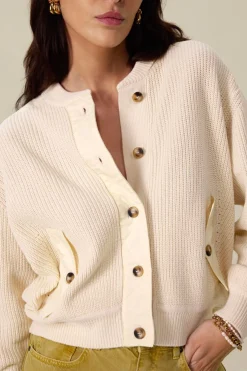 Beige gebreid bomber vest