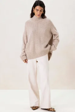 Beige gebreide trui met turtle neck