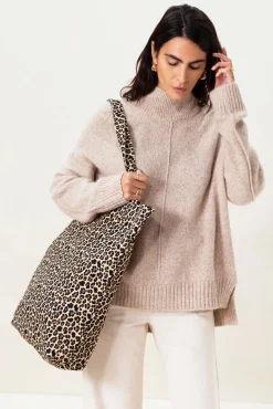 Beige gebreide trui met turtle neck