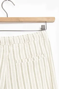 Beige gestreepte shorts