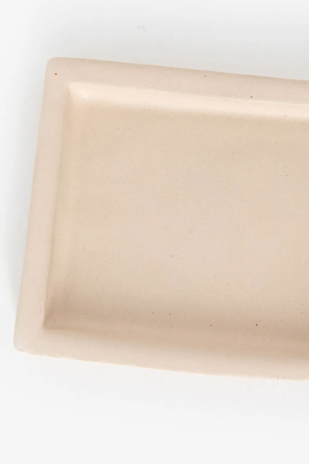 Beige glazed aardewerk schaaltje