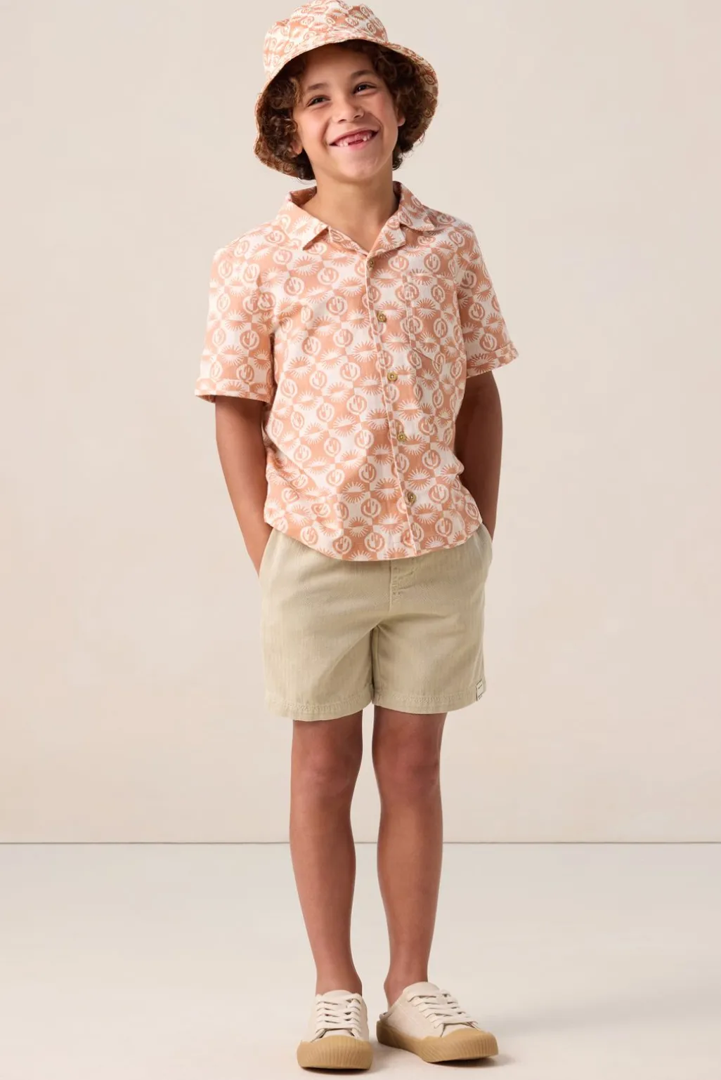 Beige herringbone short