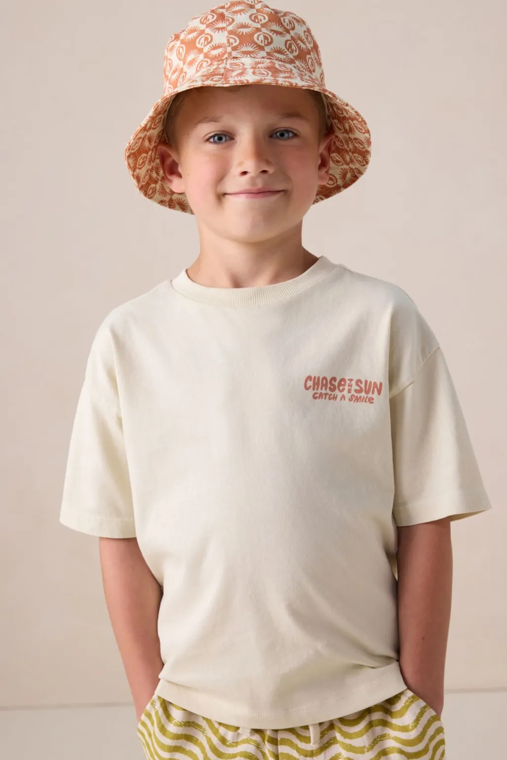 Beige oversized T-shirt met artwork