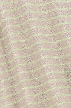 Beige t-shirt met strepen