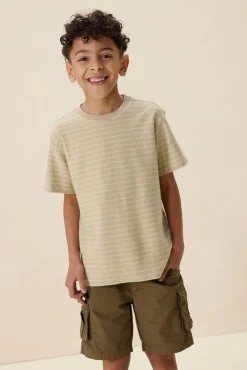 Beige t-shirt met strepen