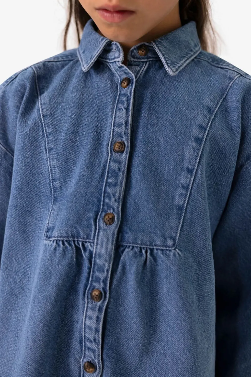 Blauwe denim jurk met kraag