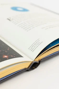 Boek het dikke boek van ons bijzondere heelal