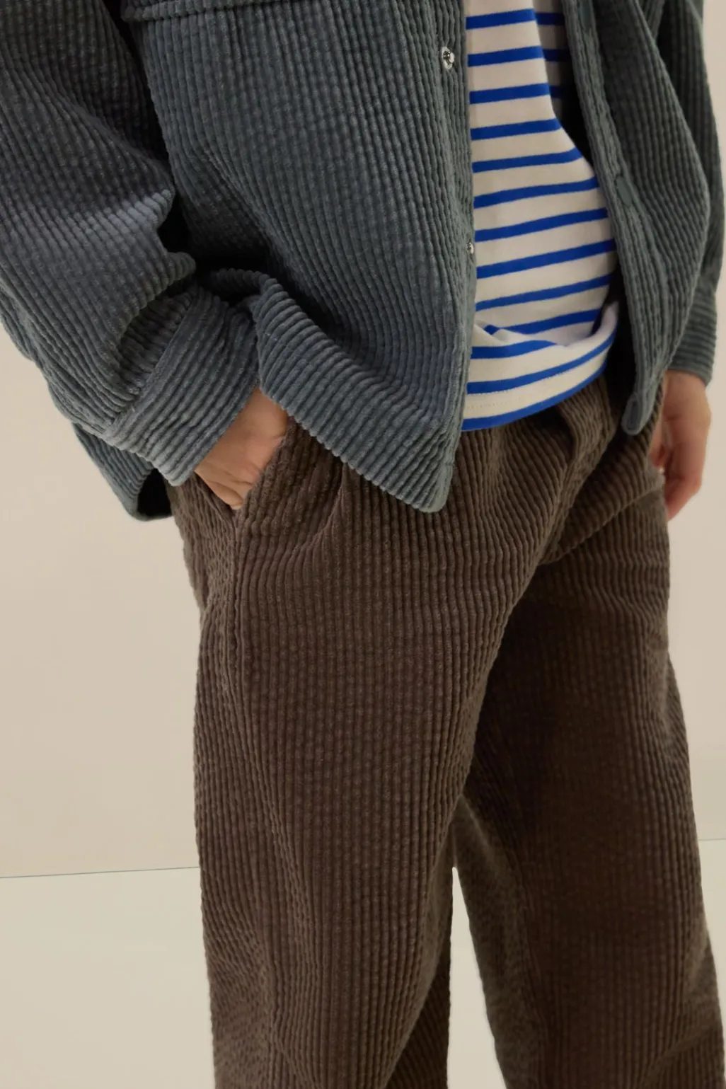 Bruine corduroy pull on broek