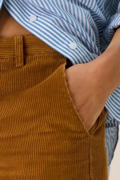 Bruine mid waist wide leg corduroy broek