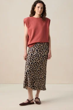 Bruine satijnen rok met leopard print