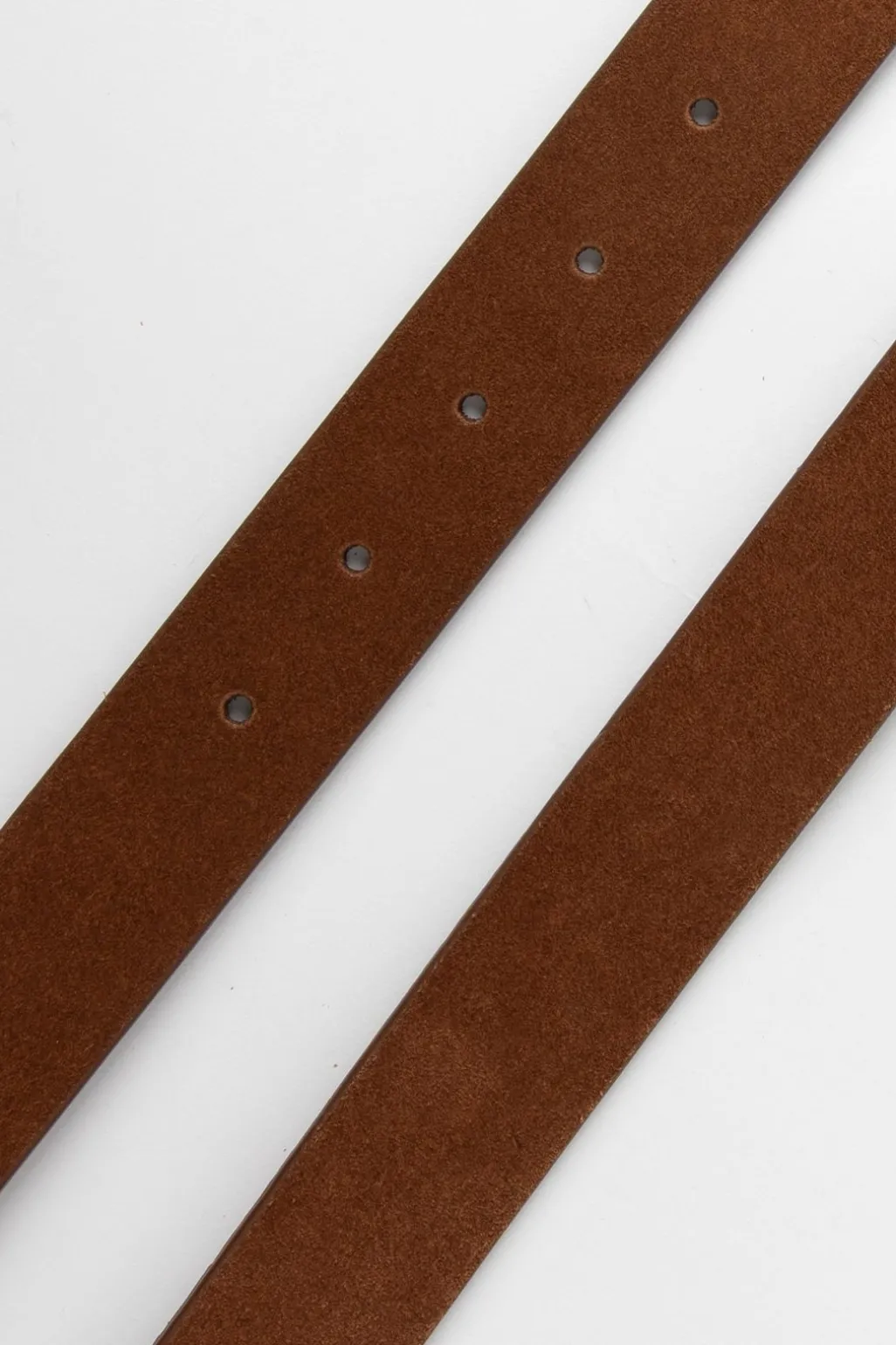 Bruine suède riem met ronde buckle