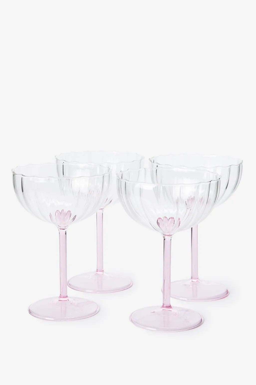 Champagneglazen met roze hartje aan de binnenkant