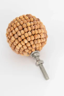 Deurknop met houten kraaltjes