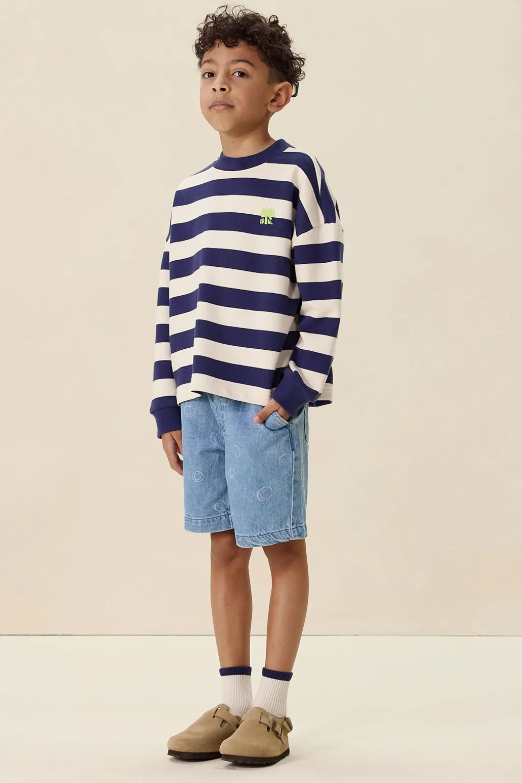 Donkerblauwe gestreepte sweater