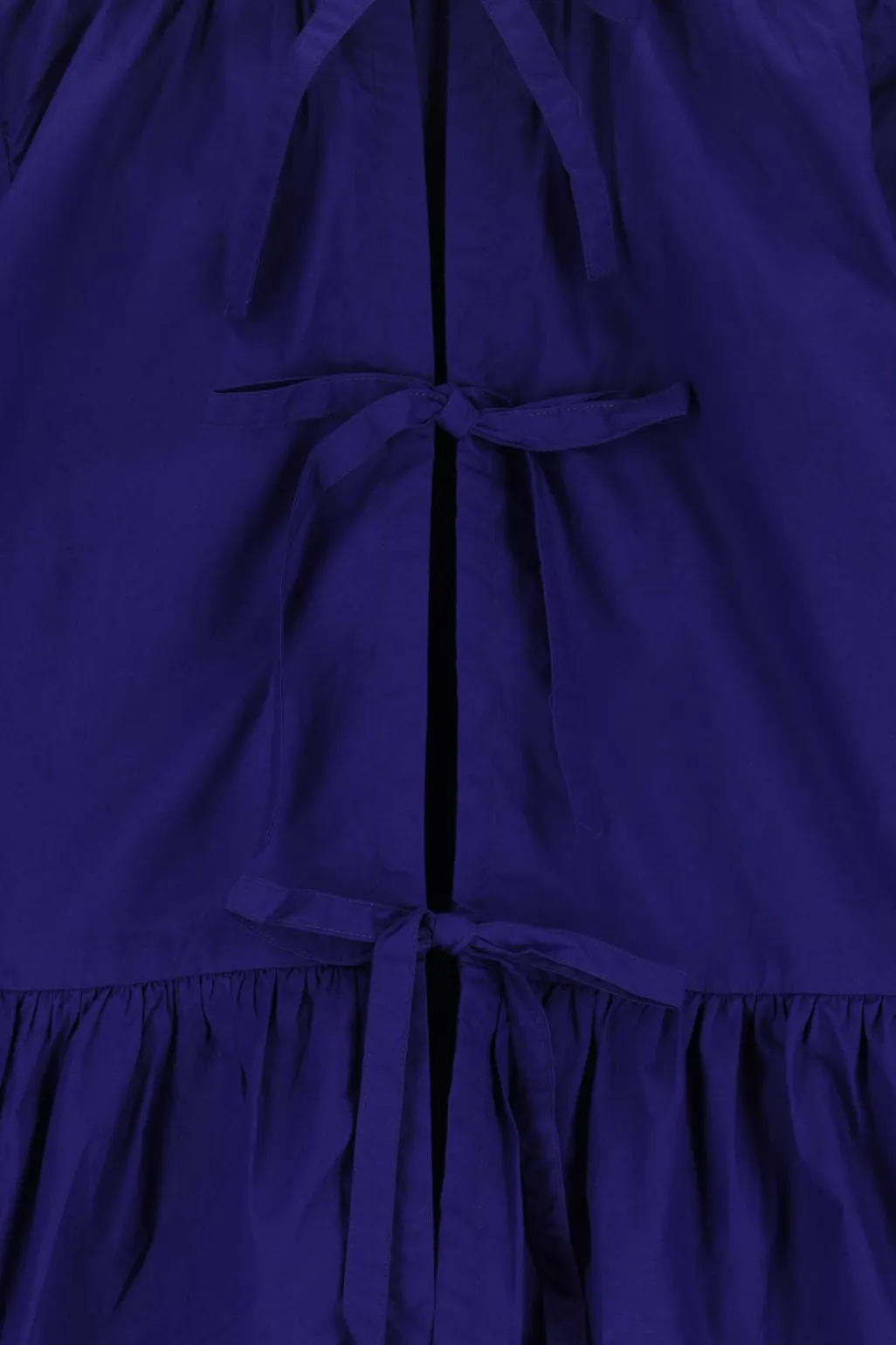Donkerblauwe top met ruffle