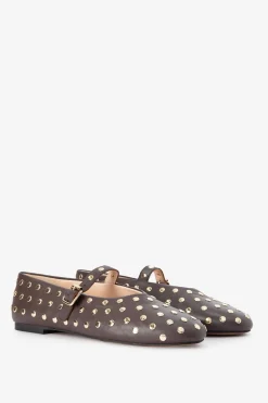 Donkerbruine ballerina met studs