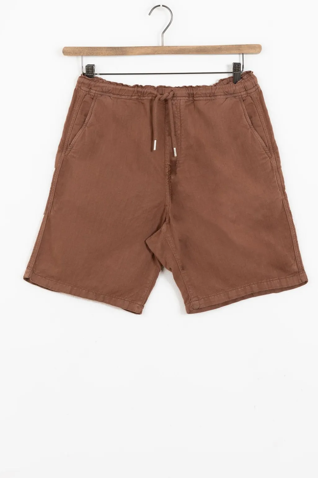 Donkerbruine shorts met aantrekkoord