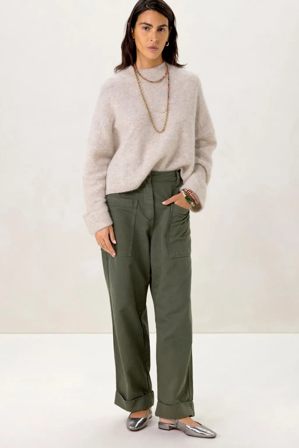 Donkergroene high waist broek met opgestikte zakken