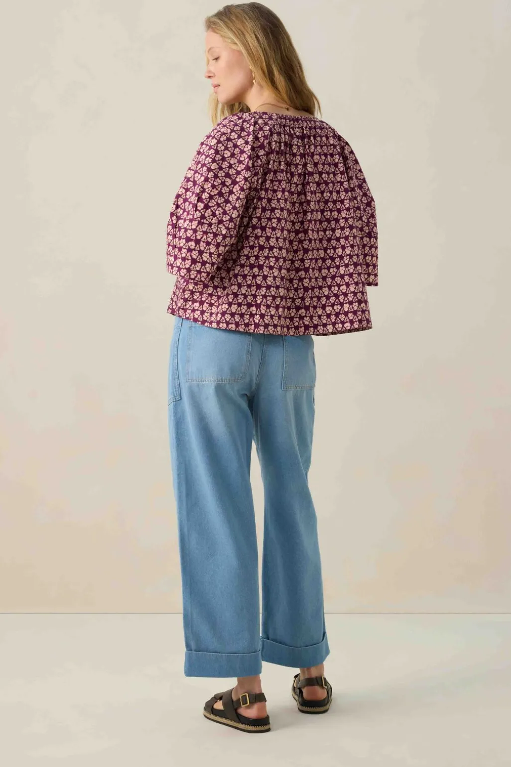 Donkerpaarse top met print