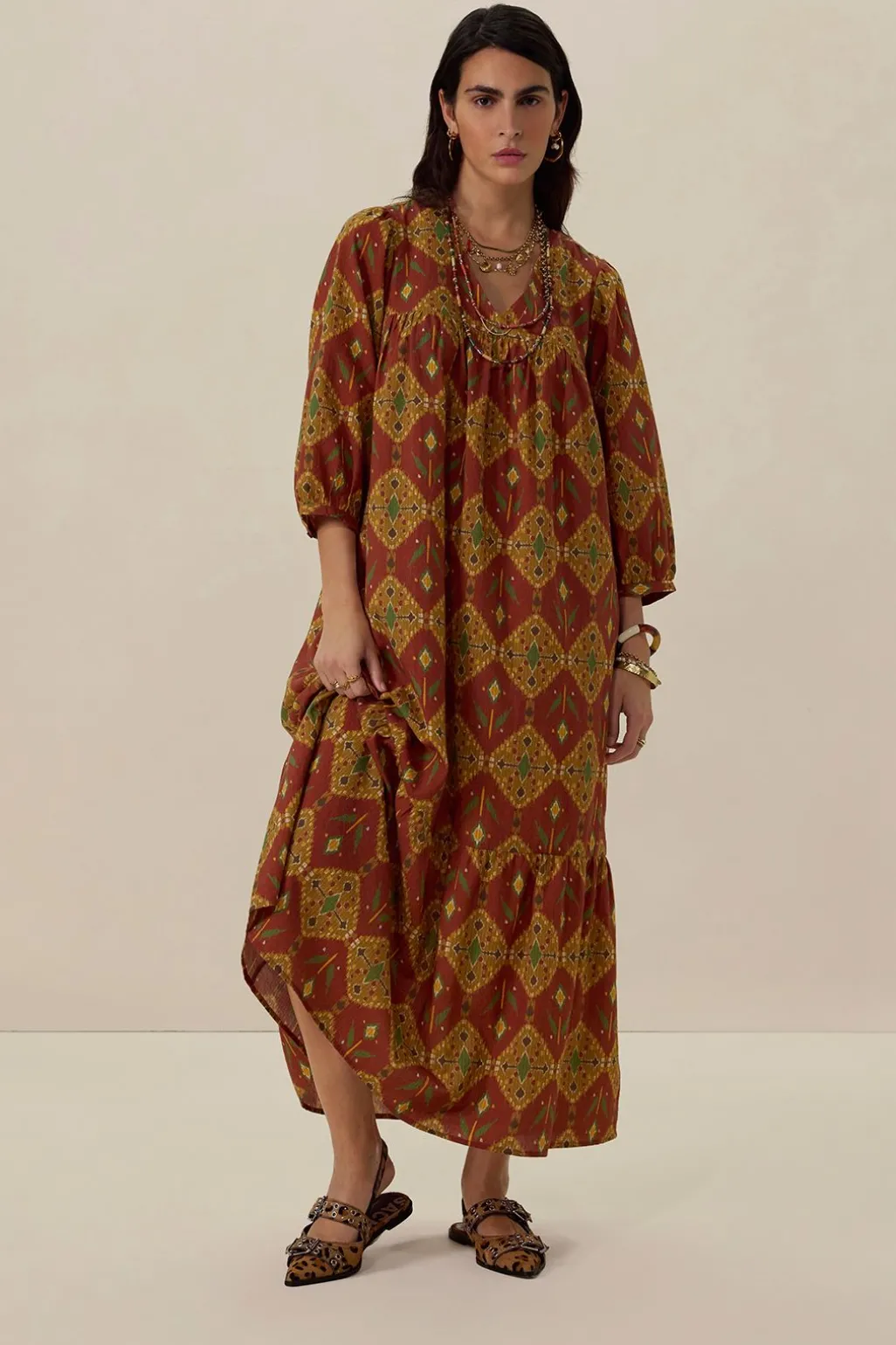 Donkerrode maxi jurk met ikat dessin