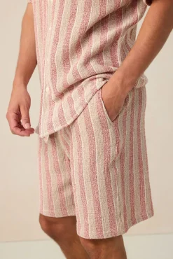Donkerrode short met strepen