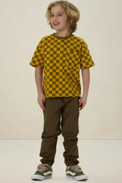 Geel geblokt t-shirt