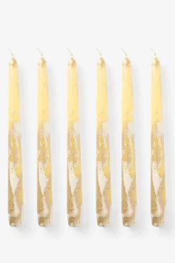 Gele dinerkaarsen swirl