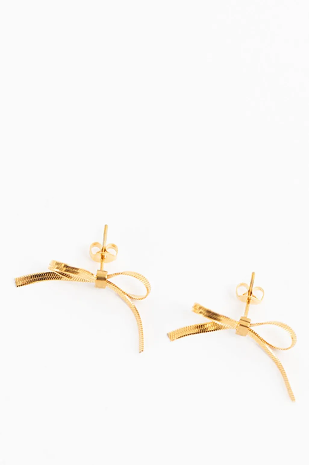 Gold plated stud oorbellen met strikjes