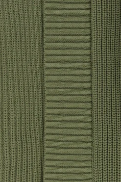 Groen gebreid vest