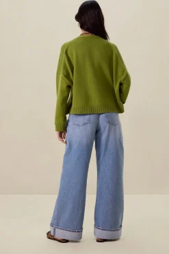 Groen gebreid vest met V-hals