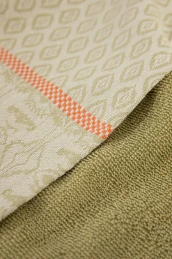 Groene handdoek en theedoek