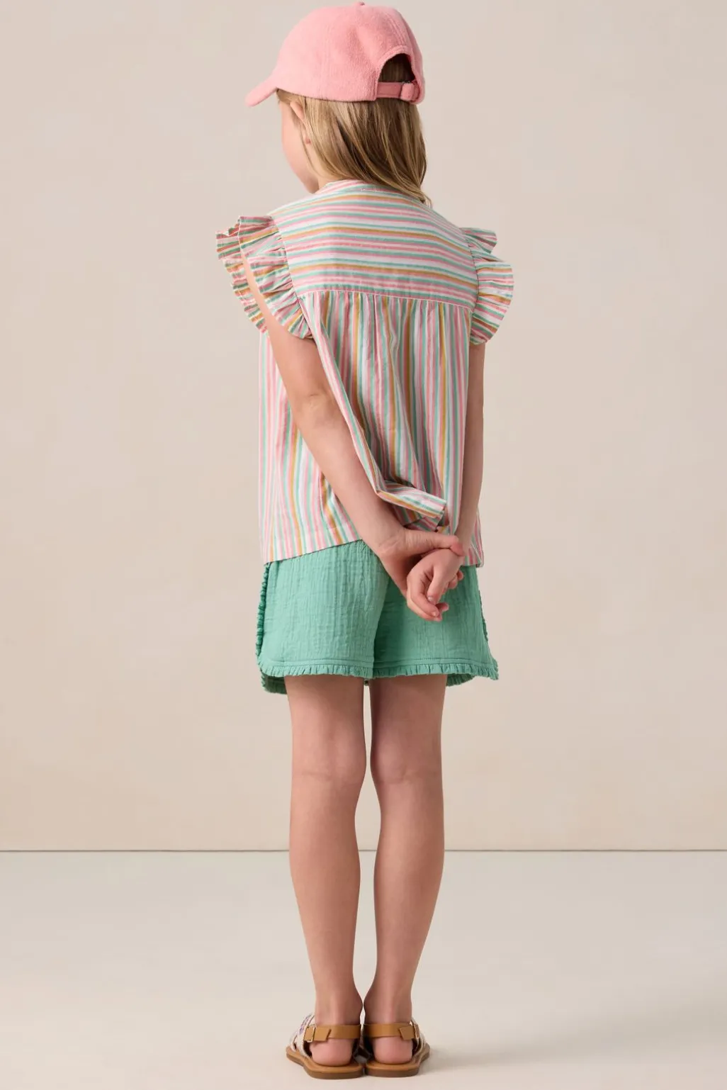 Groene shorts met ruffle details