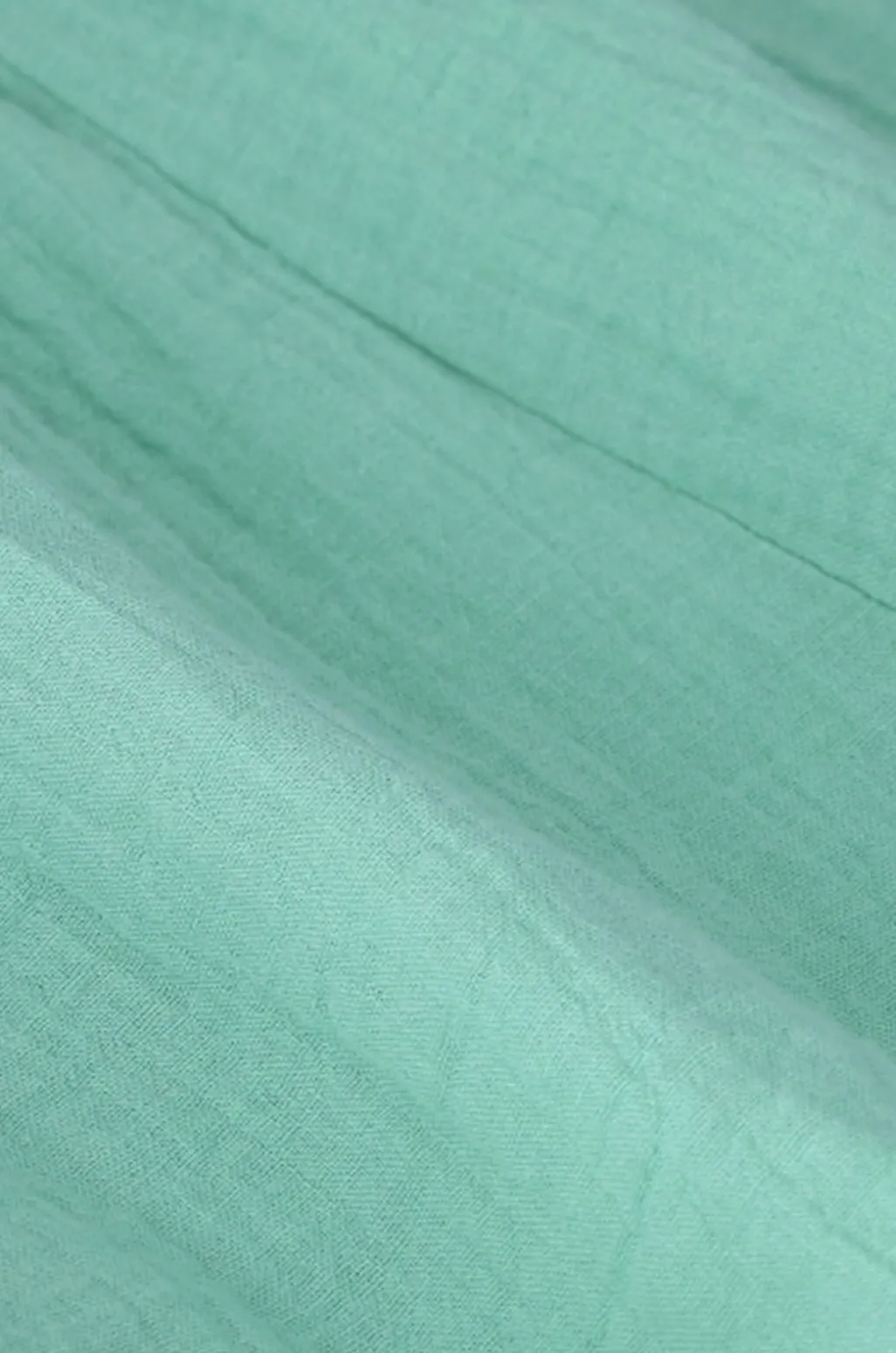Groene shorts met ruffle details
