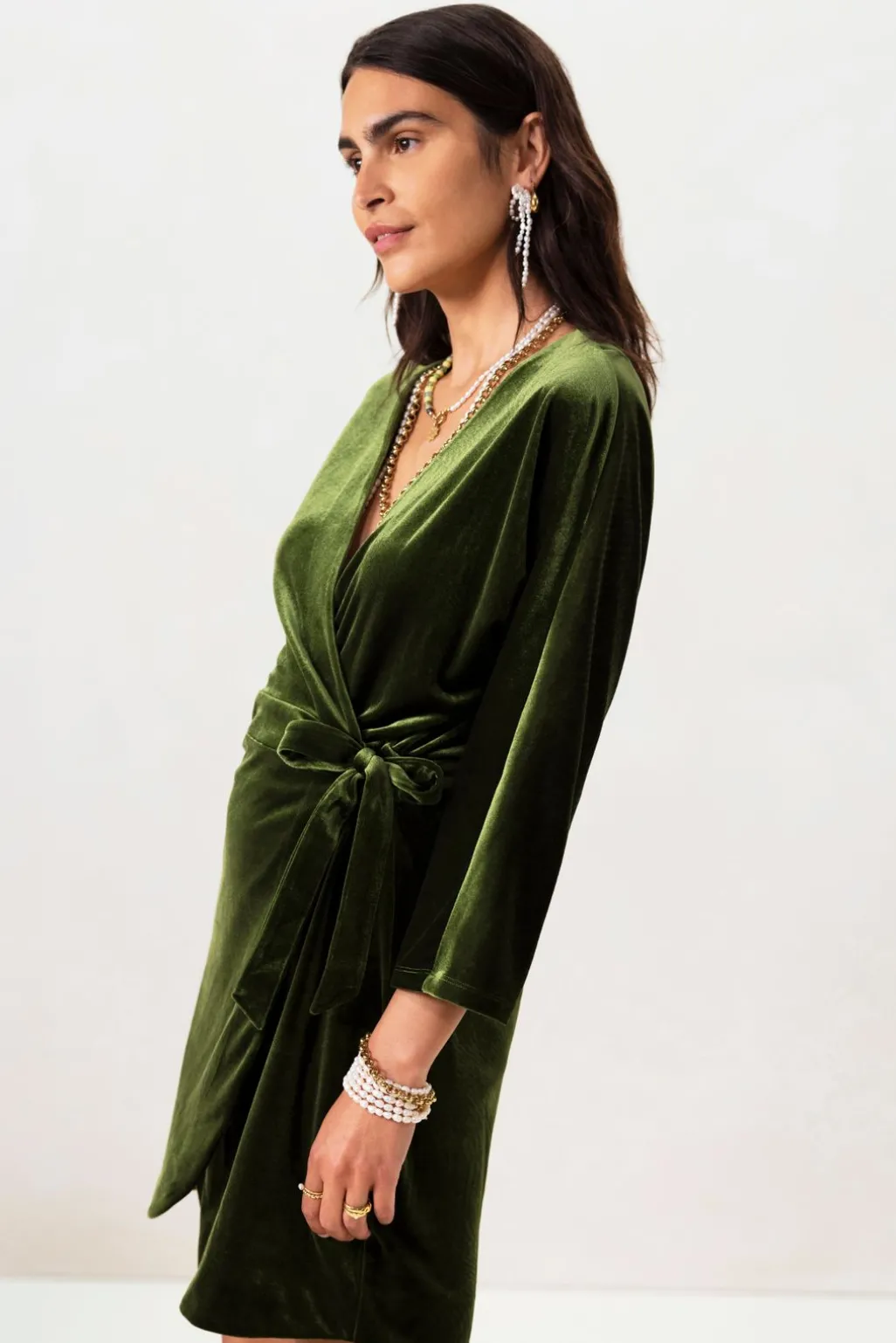 Groene velvet overslagjurk