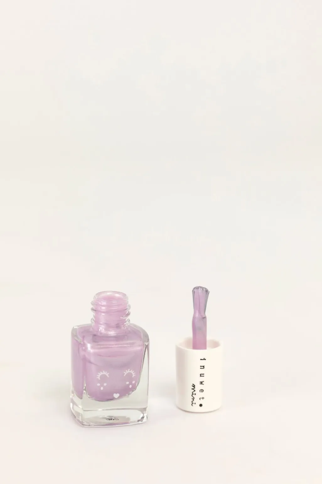 Inuwet duo make-up set lippenbalsem en nagellak
