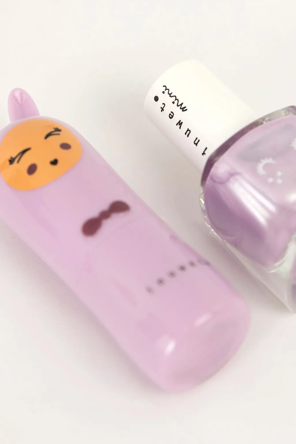 Inuwet duo make-up set lippenbalsem en nagellak