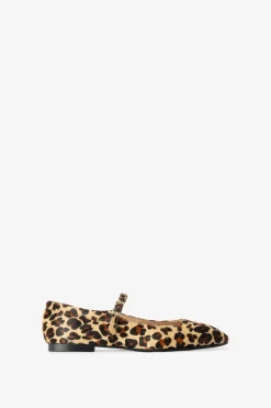 Lichtbruine leren ballerina's met leopard print