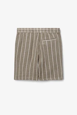 Lichtgroene short met strepen