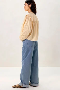 Lichtoranje blouse met pintuck details