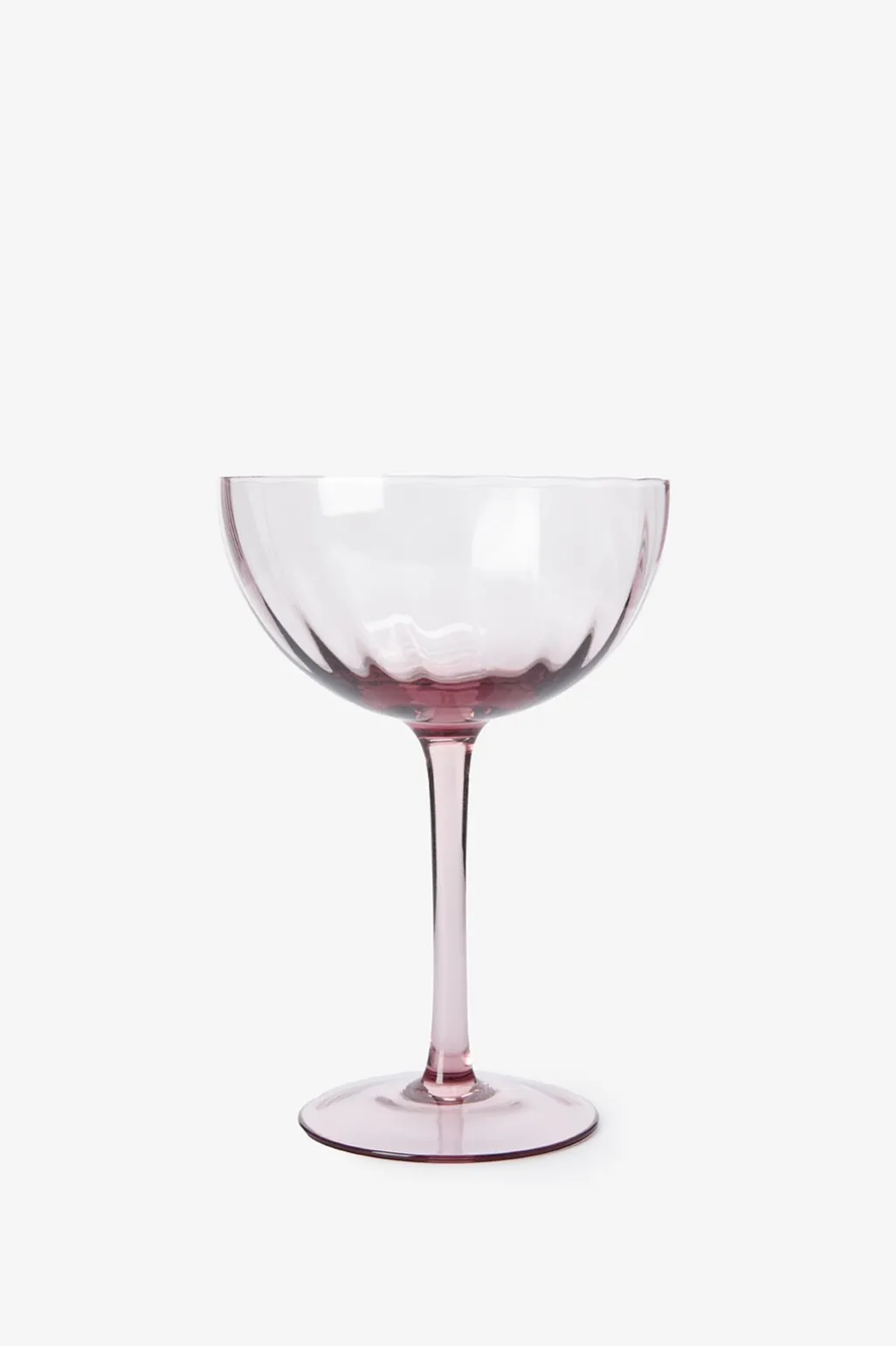 Lichtpaarse champagneglazen scallop