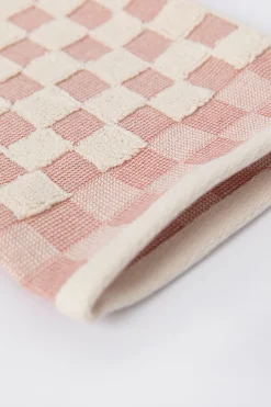 Lichtroze geblokte washand