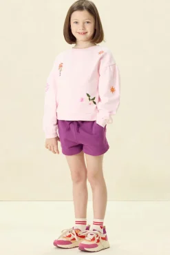 Lichtroze sweater met embroidery