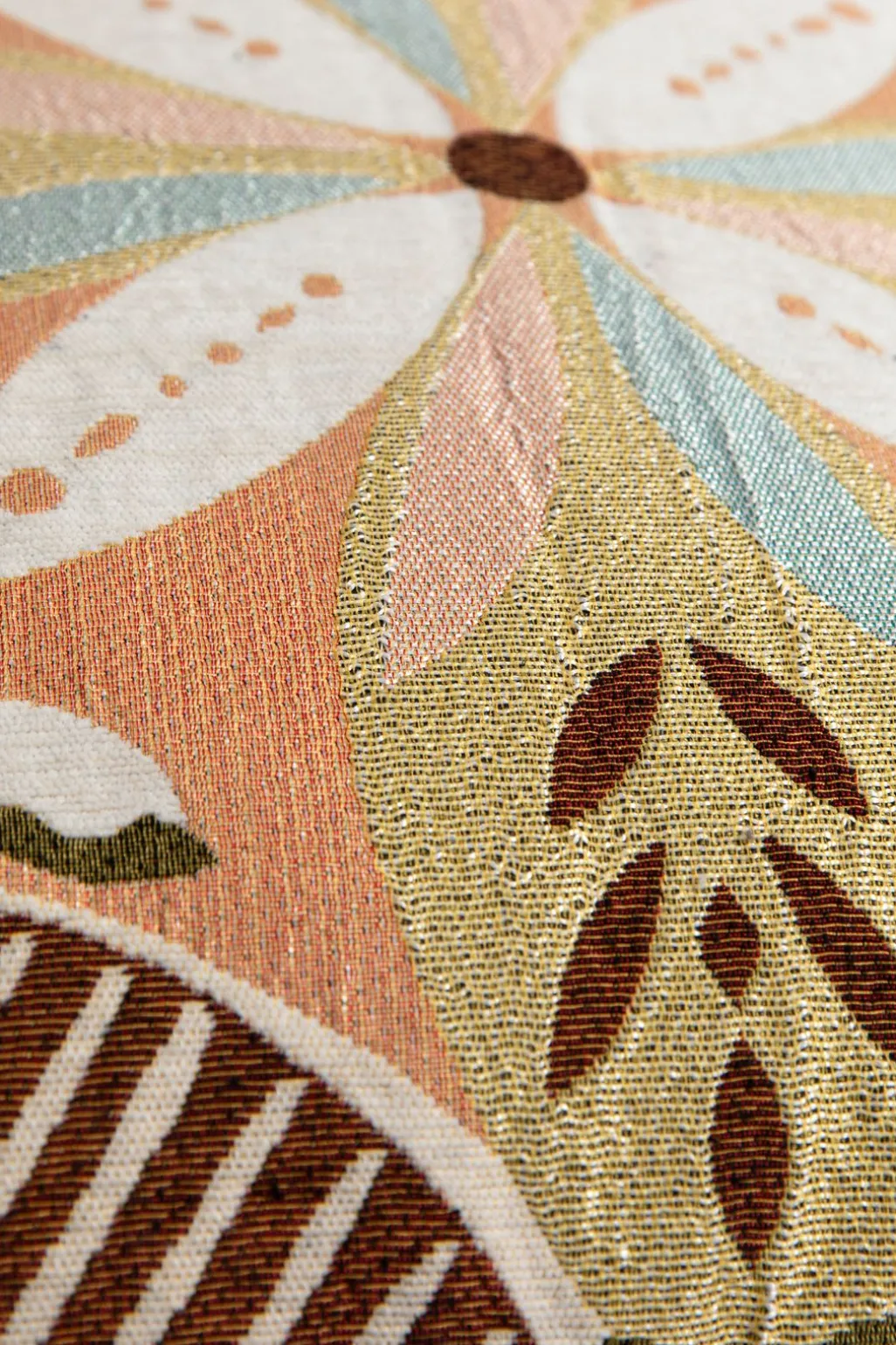 Multicolour jacquard kussen met bloemen