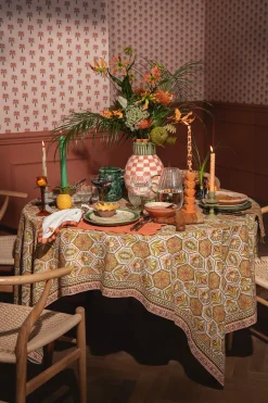 Multicolour tafelkleed met bloemenprint (160x300 cm)