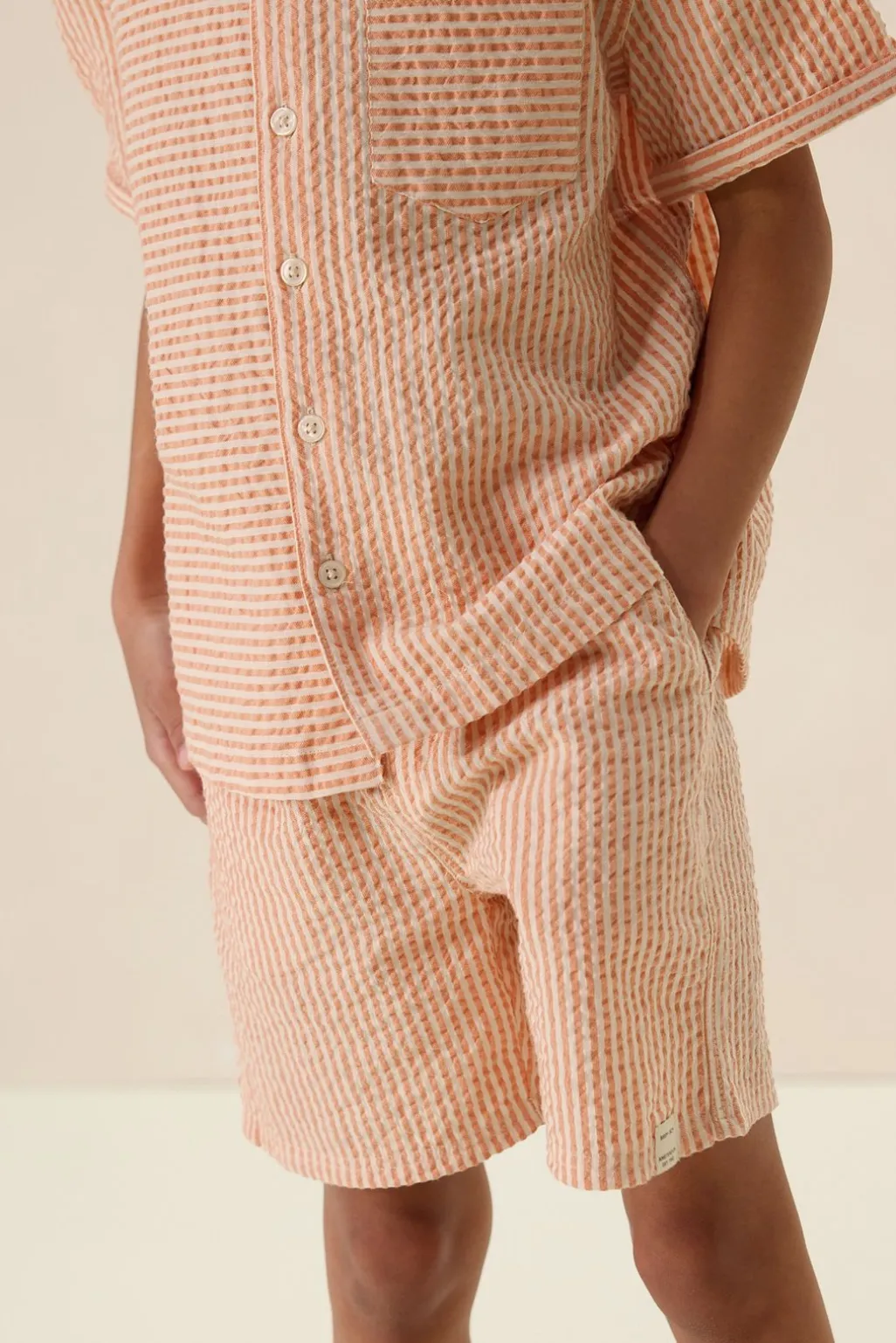 Oranje gestreepte shorts