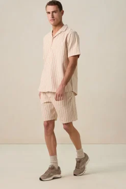 Oranje short met strepen