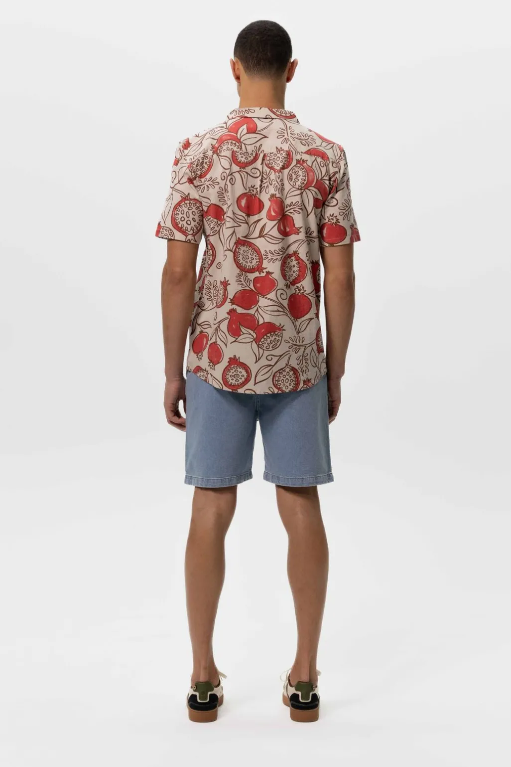Overhemd met rode granaatappel print