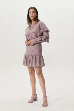 Paarse ruffle rok met broderie anglaise