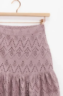 Paarse ruffle rok met broderie anglaise